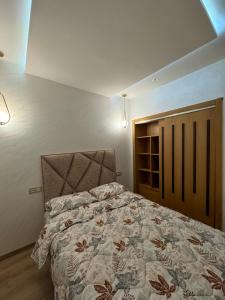 شقة جميلة ومجهزة افران