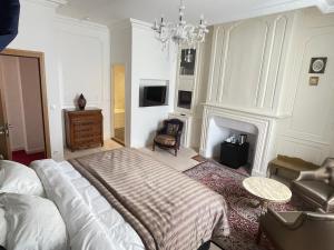 Hotels Hotel Victor Hugo : photos des chambres