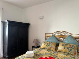 Angolo Acuto metro B Conca DOro