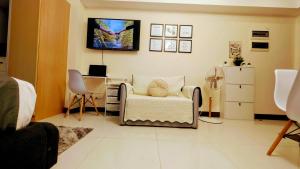 J&M Cozy Retreat - McKinley Hill, BGC