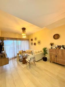 Golf and jacuzzi apartment, minimum 2 nights