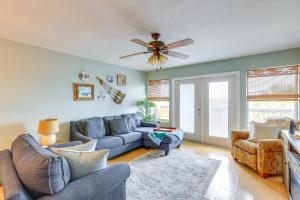 Beach and Pool Access at Condo on Cedar Key!