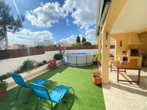 Porto de Mós Family House