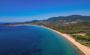 Beau T2, aperçu mer et accès plage