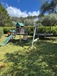 Villas Villa in Roquefort-les-Pins : photos des chambres