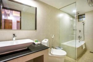 Hotel COSTAA LA CAGE Near Delhi Airport BY GROSS GROUP