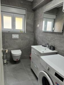 Inviting and bright 90 m2 residence with 4 balconies