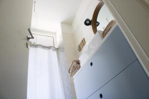 Chambre avec salle de bain privée et balcon végétal à Lisbonne Amoreiras