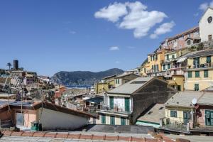Charming Flat In Vernazza - Happy Rentals