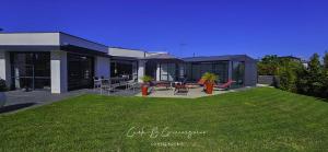 PERLE Maison contenporaine avec piscine 6 pers - 4hvězdičkové hotely ve městě Concarneau