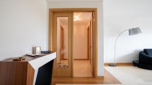 Deluxe Living by LovelyStay