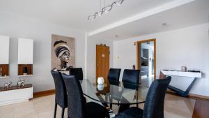 Deluxe Living by LovelyStay