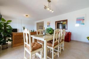 Beautiful Penthouse with Seaview in Pueblo Monteros