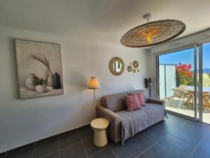 T2 neuf avec sa magnifique vue mer sur la baie de Bandol