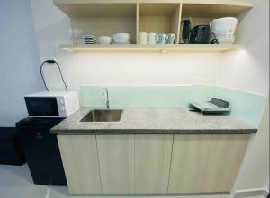 2 Queen br near Pullman D1 , drying machine