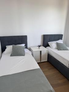 Sea View 2 bedroom Apartment Saca Hotel Shengjin