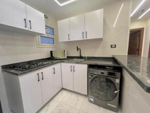 City square 2BDR Apartment , AL-rehab city