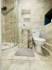 77Co-Guesthouse by Bexleyheath