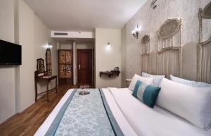 taksim çamdalı suit