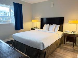 Departure Bay Motel