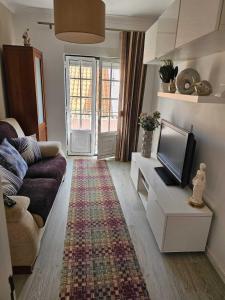 Two bedroom apartment, two minutes from the beach