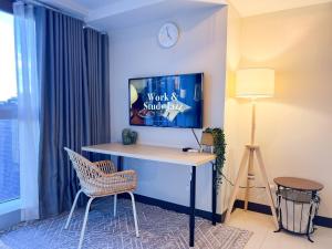 Prime Uptown BGC | Stylish 1BR Getaway #upt1 35j