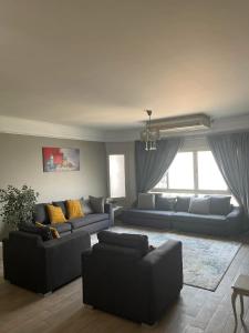 كمبوند أبراج الخليج شارع البحر الأعظم