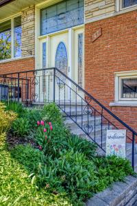 Bright & Modern 1 bedroom unit!