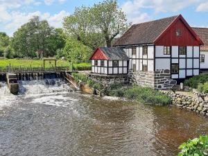6 person holiday home on a holiday park in Sæby - Hoteles de 3 estrellas en Saeby