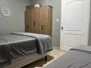 Olis apartment studio