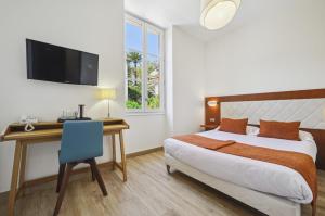 Hotels Hotel De La Darse : photos des chambres