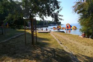 Apartments with parking spaces Zadar - 21550