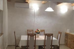 Family friendly house with a swimming pool Juradi, Central Istria - Sredisnja Istra - 24271