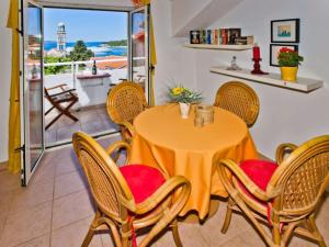 Charming and Sunny Hvar Apartments - One Bedroom Apartment with Balcony
