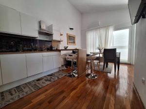 Sea View Apartment Povljana - One Bedroom Apartment with Sea View