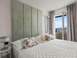 Three-Bedroom Penthouse Apartment