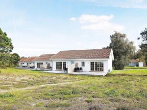 Modern Holiday Haven in Læsø