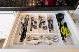 CS - Novo Grand Bhaus Vila Olimpia - VN Casa do Ator - 12o andar - 41m2 - Faria Lima - Vaga de Garagem - Acomoda 2 adultos e 2 crianças