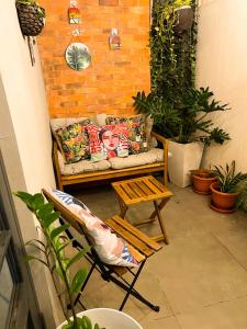 Colonial leyton apartment