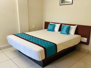 GVK Holiday Inn