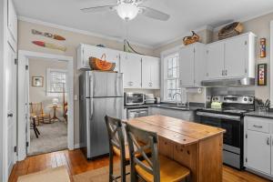 Condo on Front condo