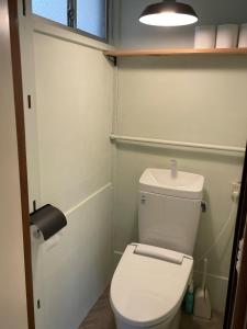 鎌倉や箱根へ好アクセスな大磯で レトロな暮らしを楽しむ古民家アパート