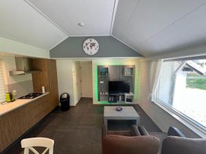 Holiday Home in Stramproy near Nature Reserve