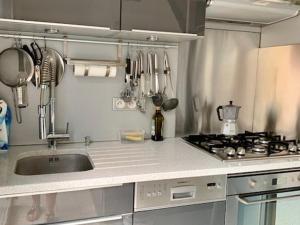 Villa mitoyenne climatisée T3 avec piscine et parking pour 6 - FR-1-607-217