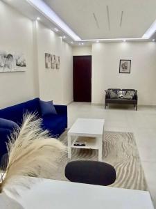 Z PentLoft Properties