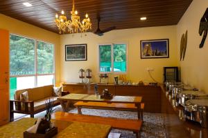 Two Luxury Tents in Majkhali w Heated Pool Tarumarg Buransh & Apricot