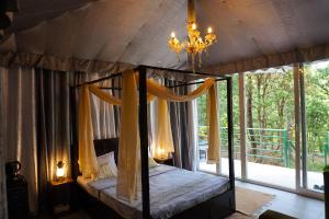 Two Luxury Tents in Majkhali w Heated Pool Tarumarg Buransh & Apricot
