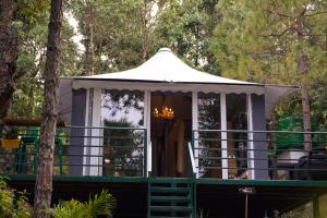 Two Luxury Tents in Majkhali - Buransh & Apricot