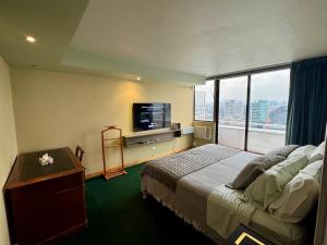 Duplex Penthouse El Golf 263