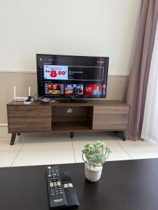 Cozy kenwingston platz kl 2-5pax 2BR&2BR Klcc view free paikin wifi1907